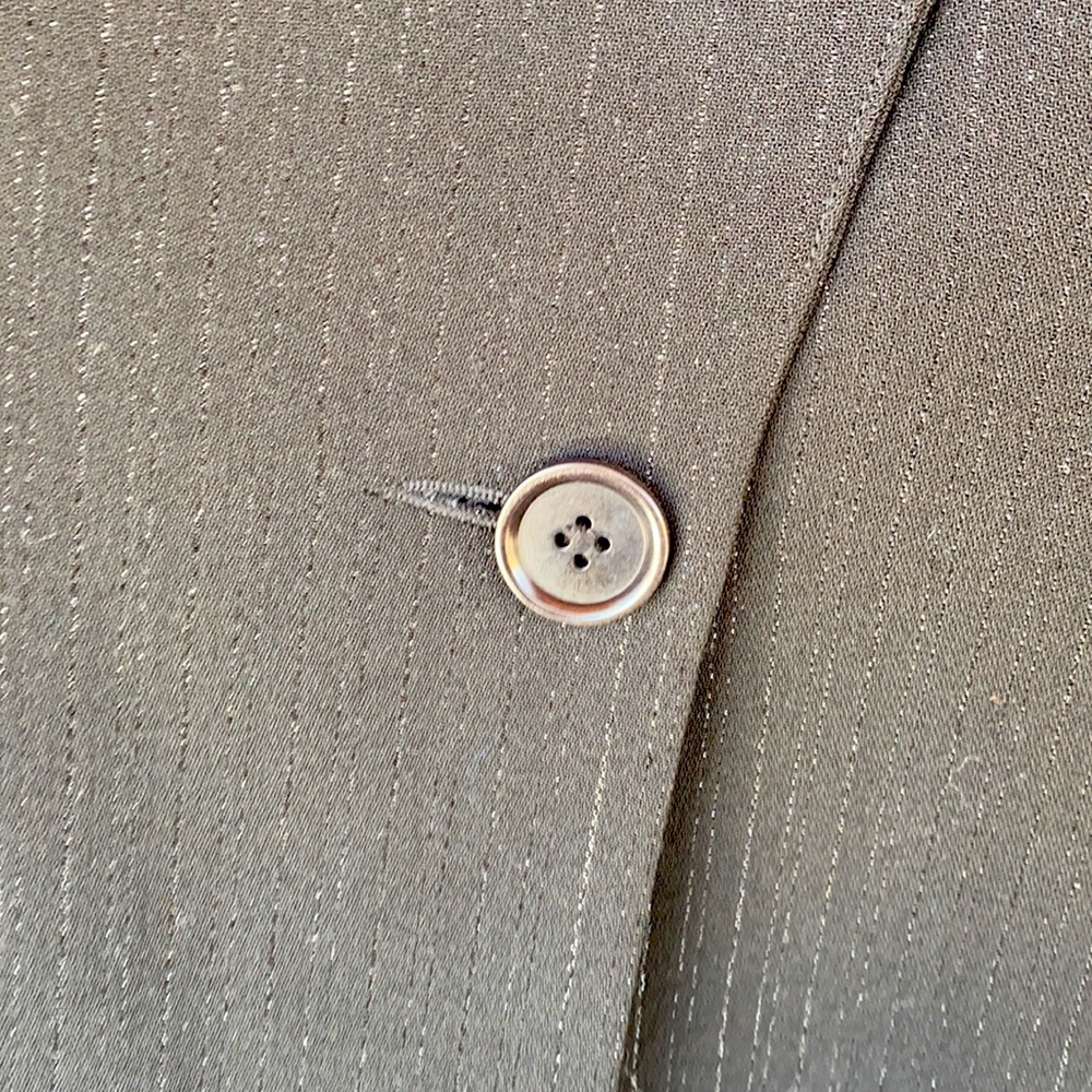 Ladies Blazer - Picture 2 of 7